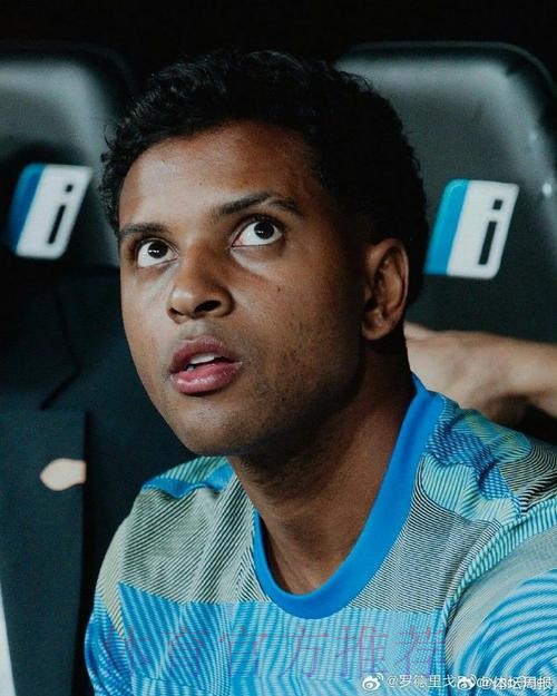 英媒:热刺计划引援有意罗德里戈和伊尔迪兹 英媒:热刺计划引援有意罗德里戈和伊尔迪兹