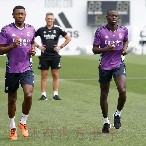 阿拉巴和门迪接受了手术 阿拉巴预计能赶上世俱杯 阿拉巴和门迪接受了手术 阿拉巴预计能赶上世俱杯